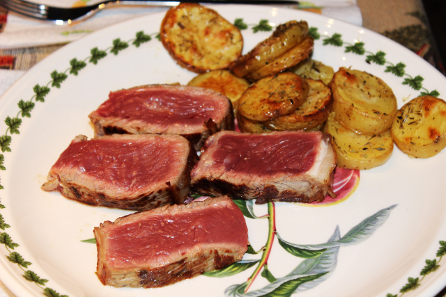 Fiorentina fileteada con patatas al horno